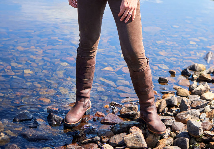 Roundstone Ladies' Country Boot - Old Rum