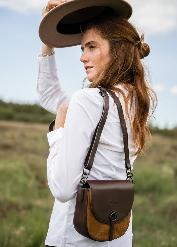 Crossgar Saddle Bag Purse - Camel